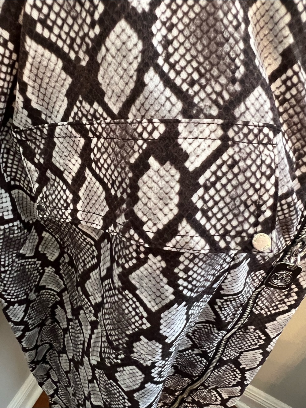 Michael Kors Black & White Snake-Print Zip Jacket - Picture 4 of 8